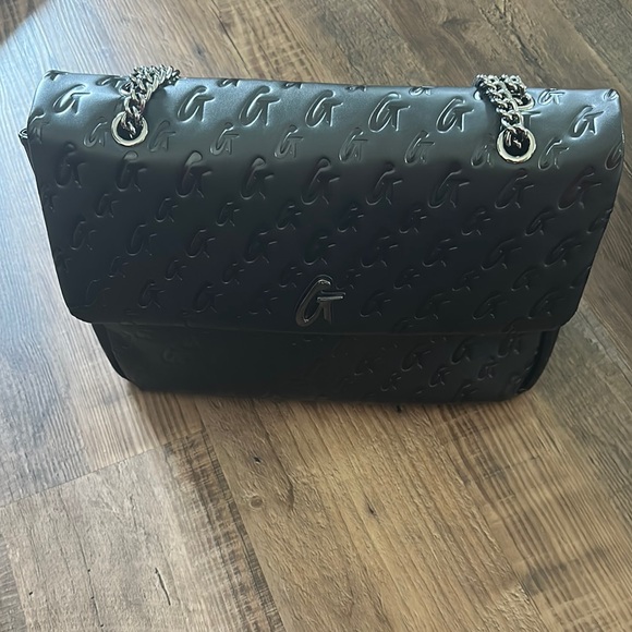 Black Luxury Shoulder Bag with Monogram Design Bundle - Picture 3 of 5